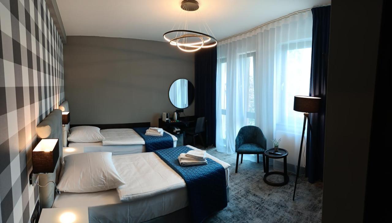 Hotel Sanova Jaroslaw Luaran gambar