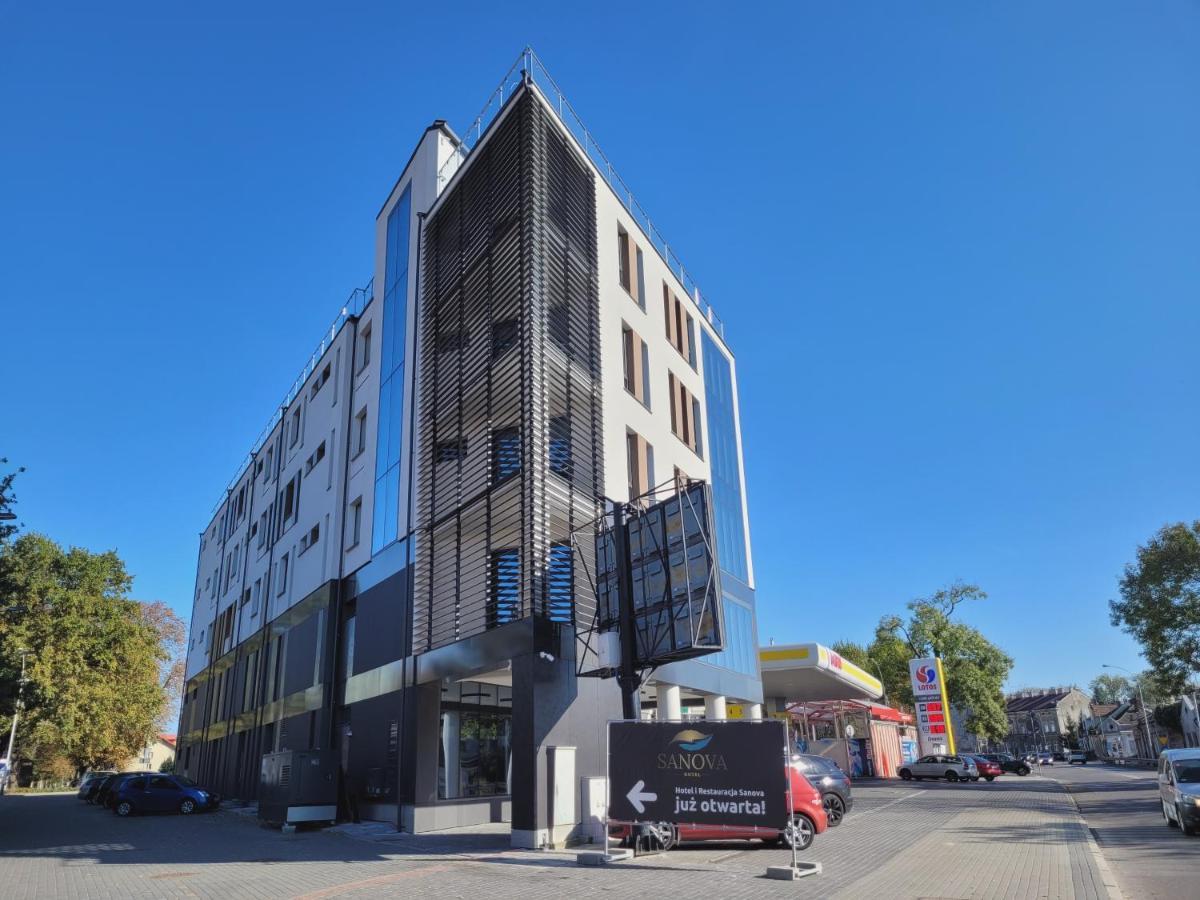 Hotel Sanova Jaroslaw Luaran gambar
