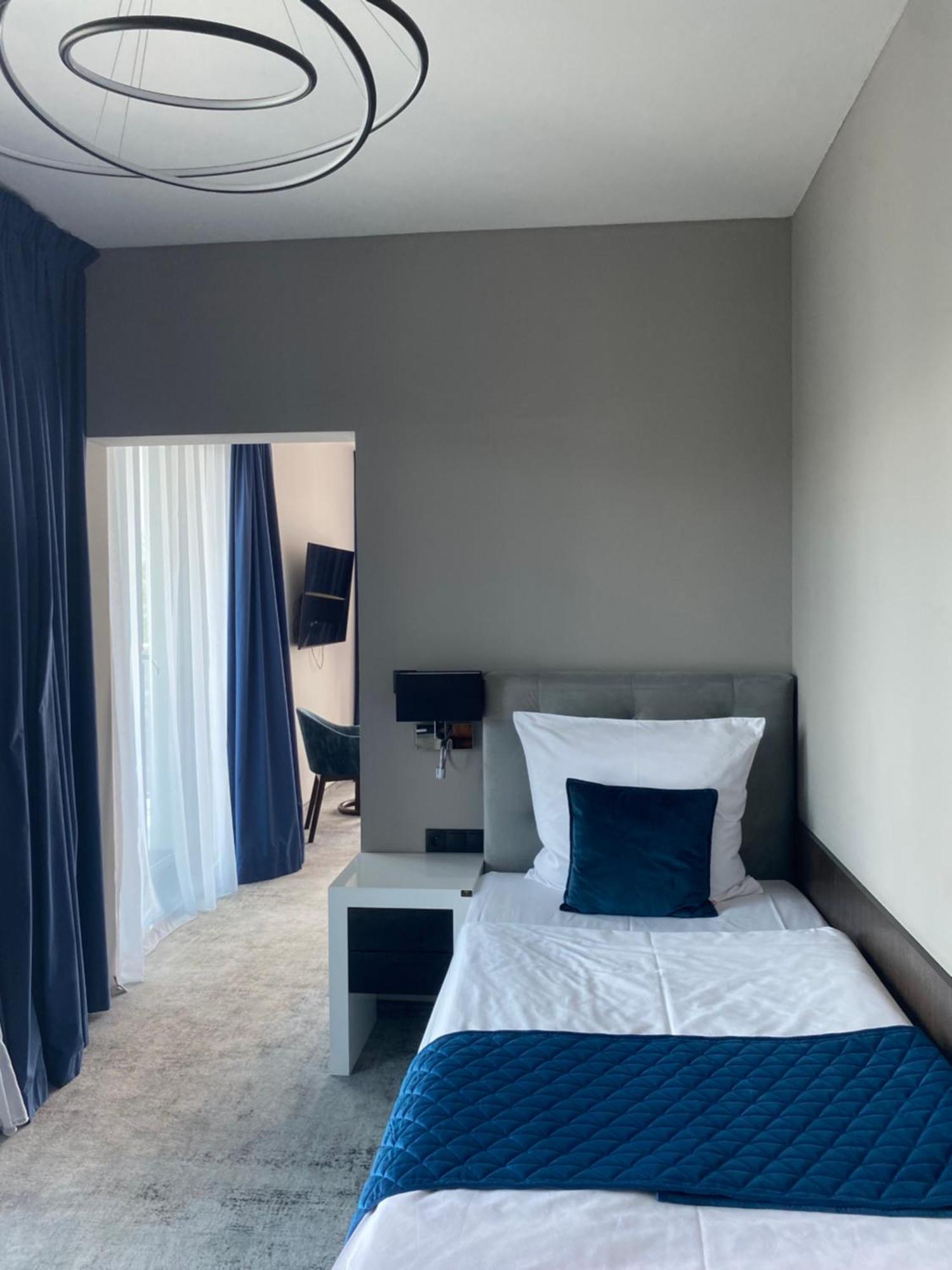 Hotel Sanova Jaroslaw Luaran gambar