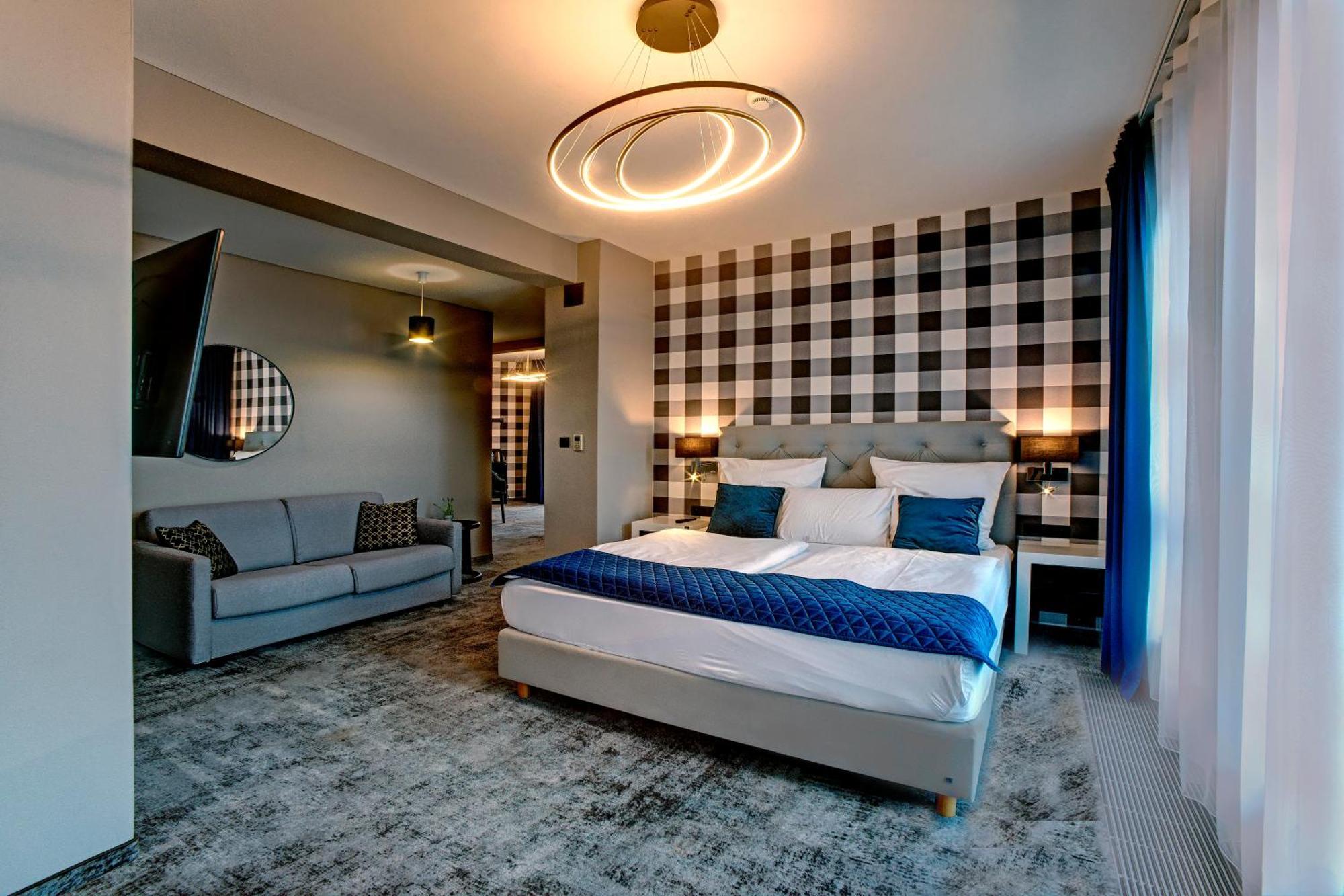 Hotel Sanova Jaroslaw Luaran gambar